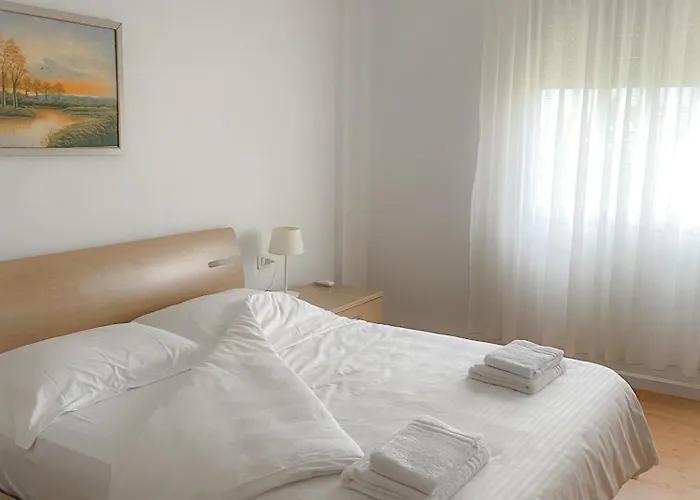 Casa Di Maja * تيرانا